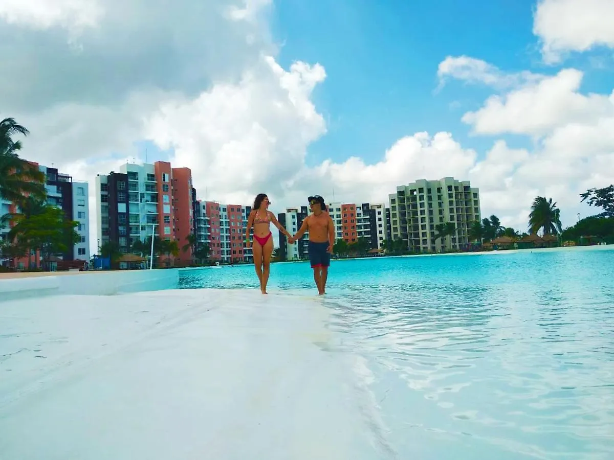 Love Dream Vacation Cancún 0*,  Mexikó