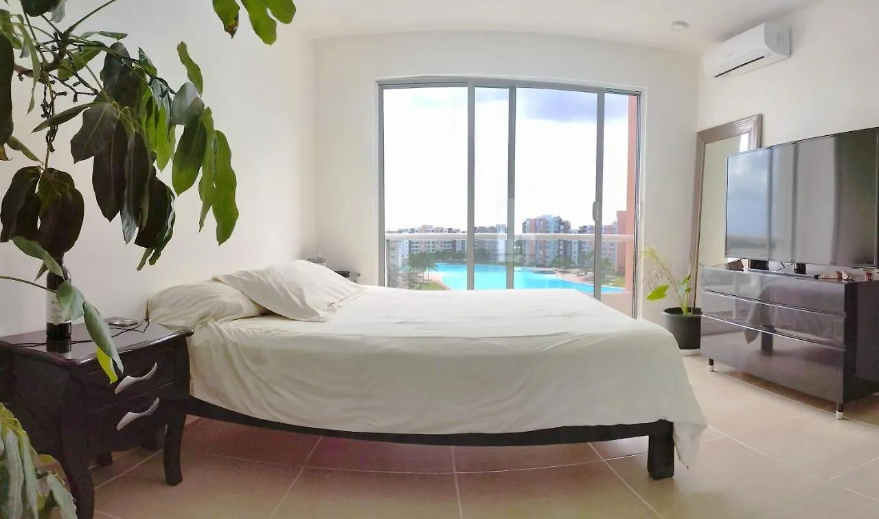 Love Dream Vacation Cancún